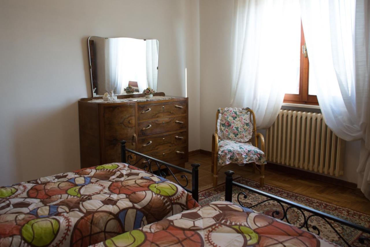 Ferienwohnung La Casa Di Lory Vinci Exterior foto